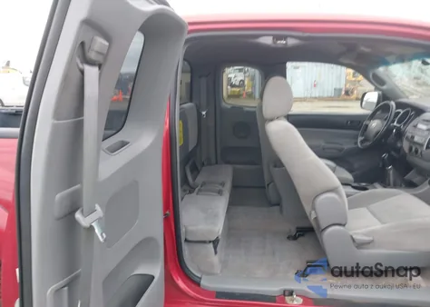 2006 Toyota Tacoma from USA, damaged, VIN 5TEUX42N16Z308333